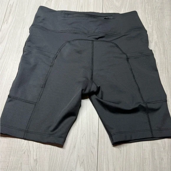 Nike Women's Black Shorts - Picture 7 of 8